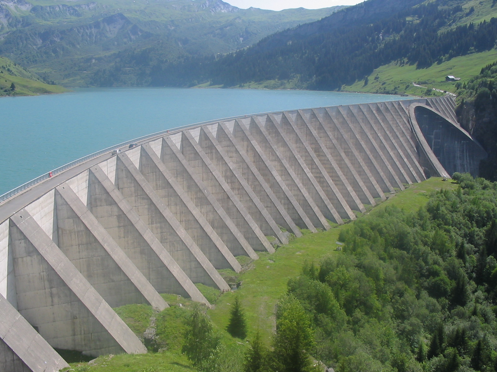 Barrage_de_Roselend_2 Barrage_de_Roselend_2